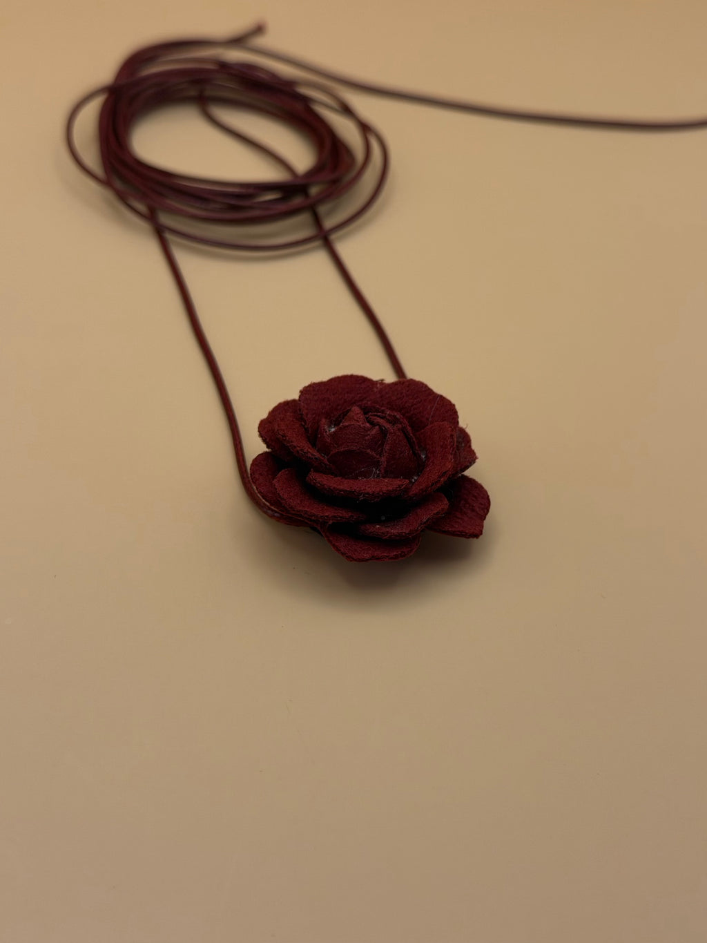 Choker ROSETTE