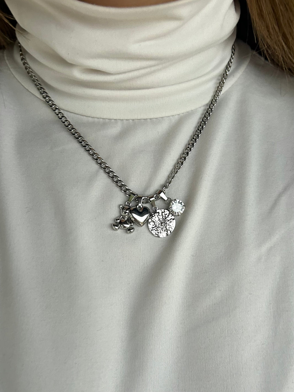 Collana KIRA
