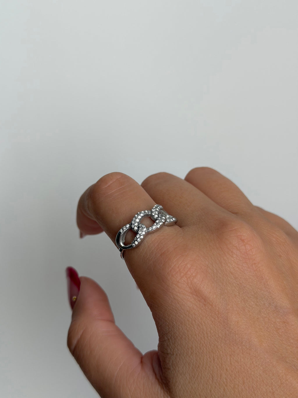 Zircon Chain Ring