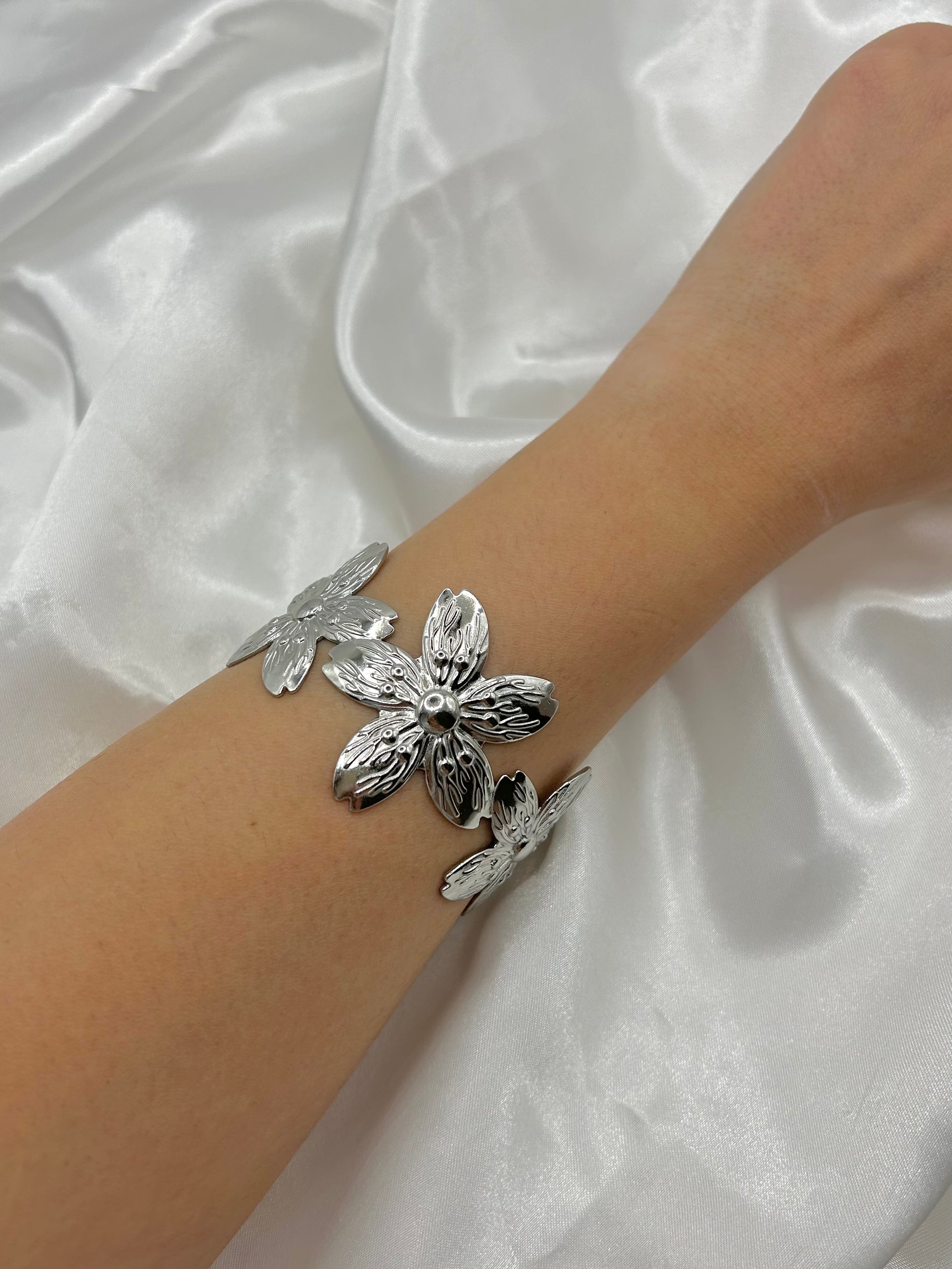 Bracciale rigido Big Flower