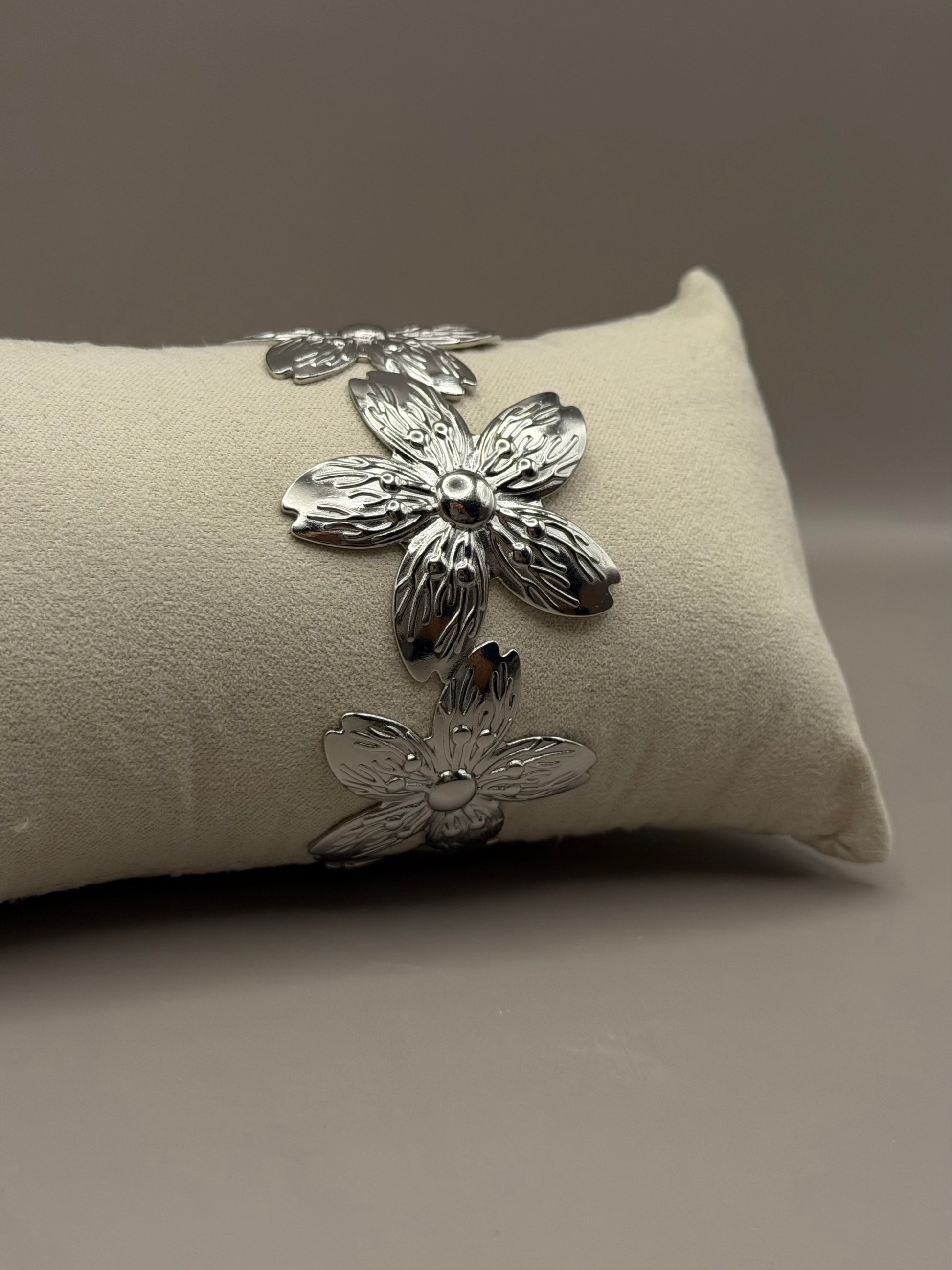 Bracciale rigido Big Flower