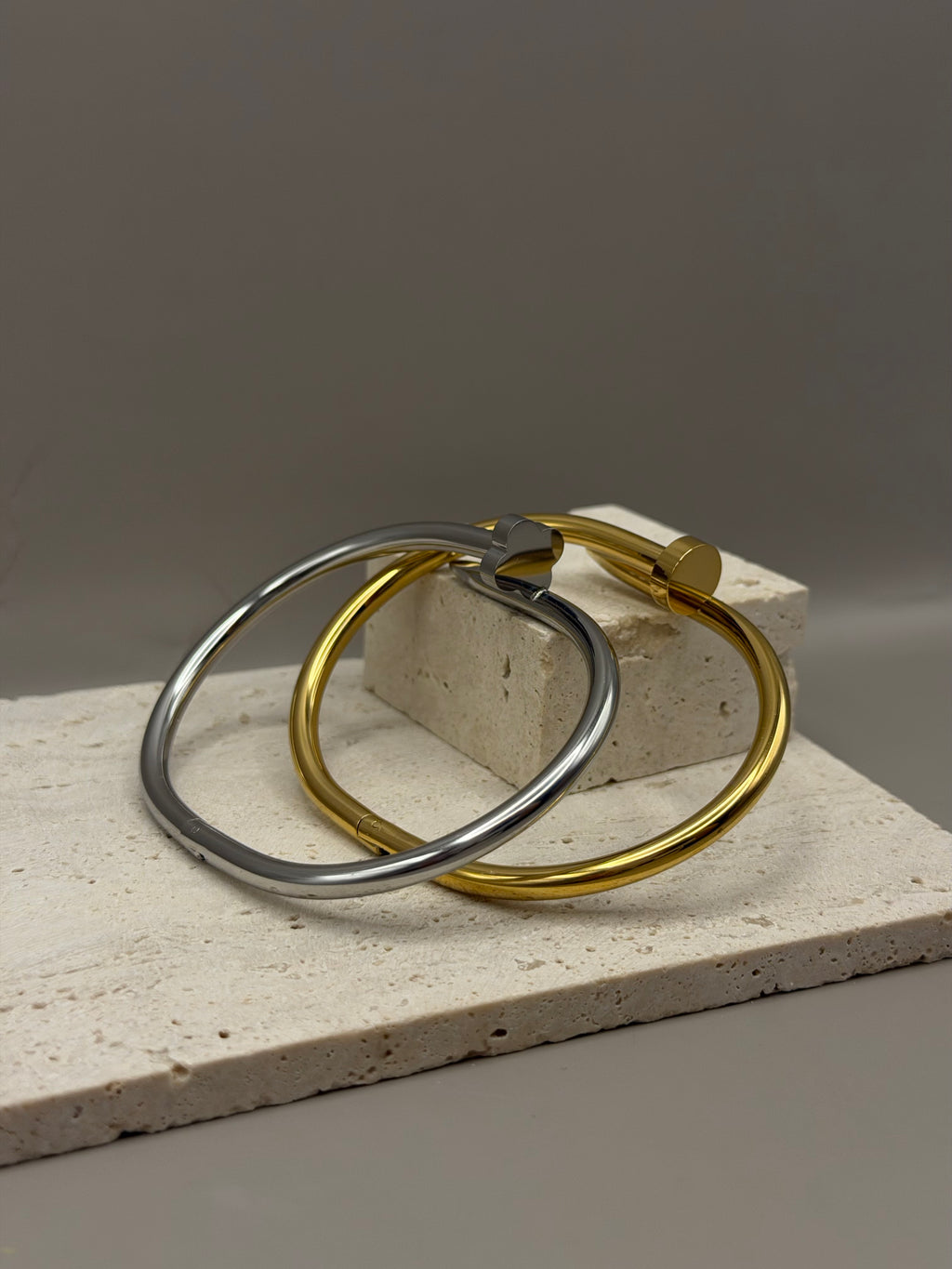 Bracciale Rigido Chiodo