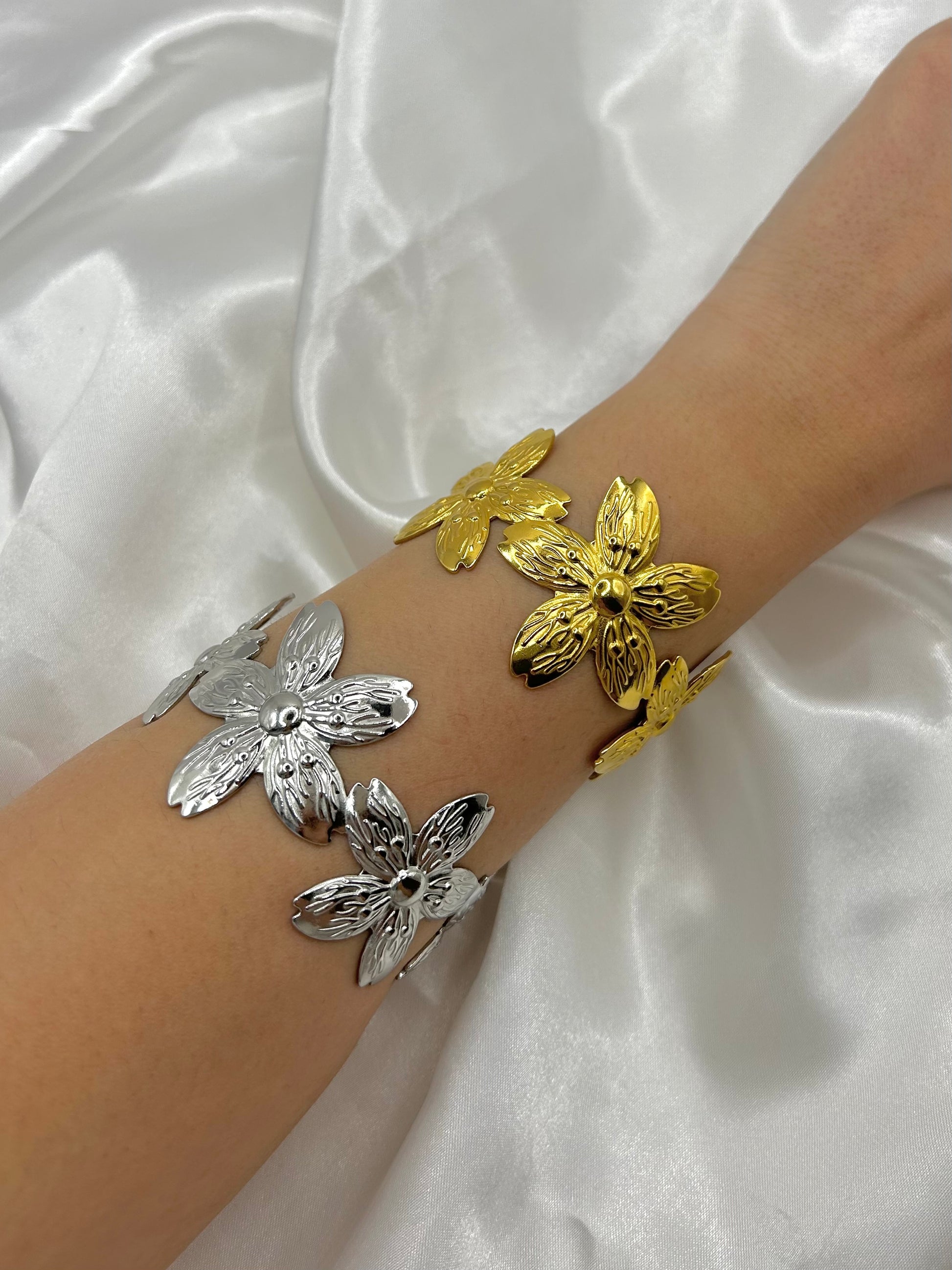 Bracciale rigido Big Flower