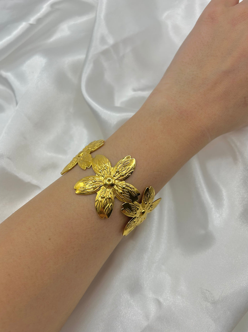 Bracciale rigido Big Flower