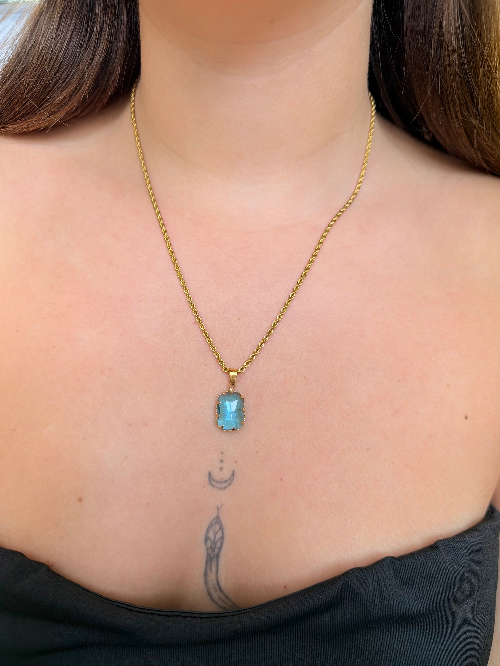 GLACIER DRIP Necklace
