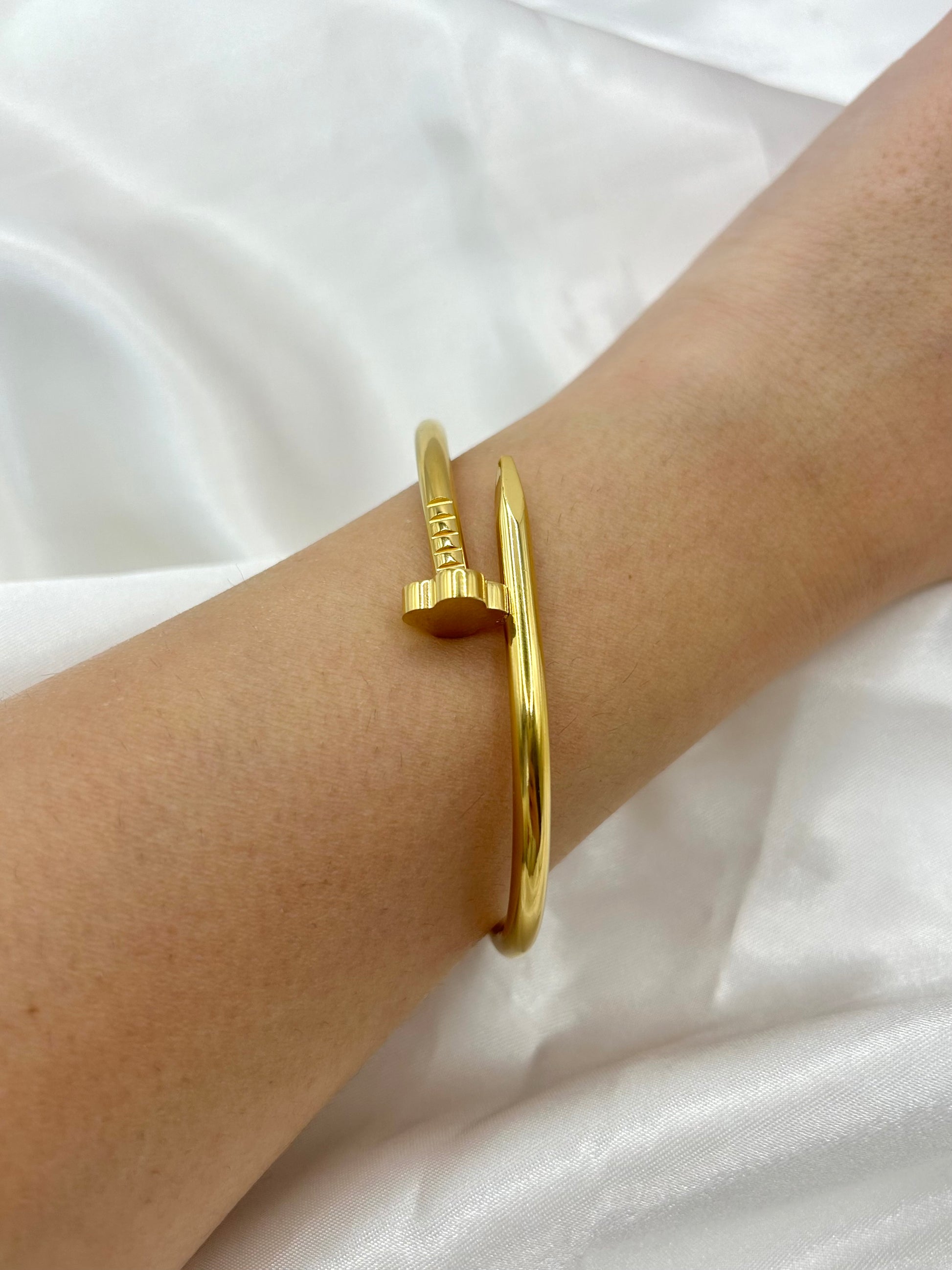 Bracciale Rigido Chiodo