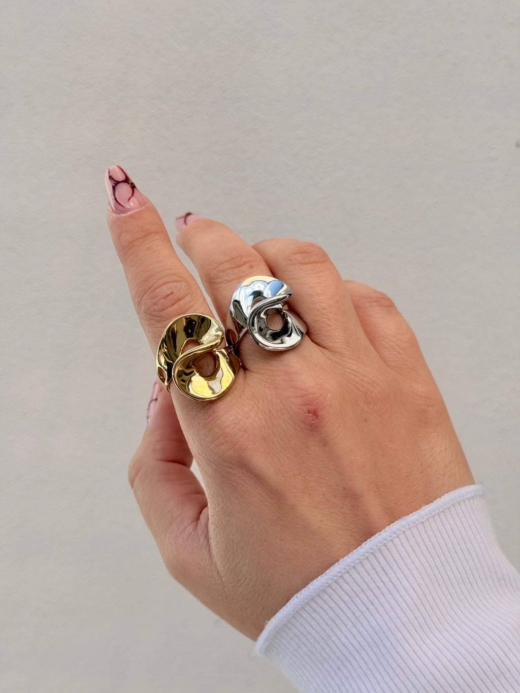 Anello Fluido