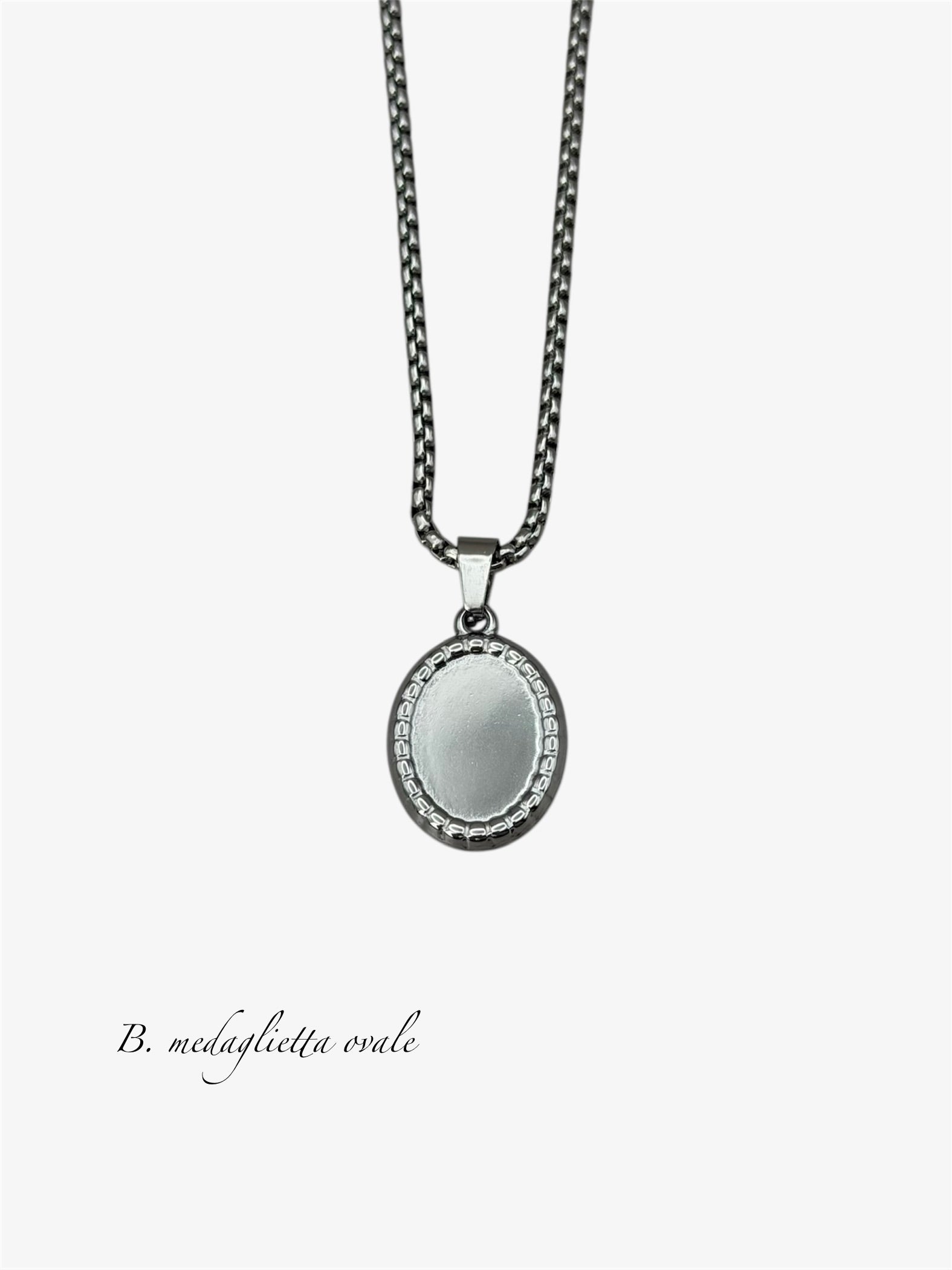Collana con incisione silver