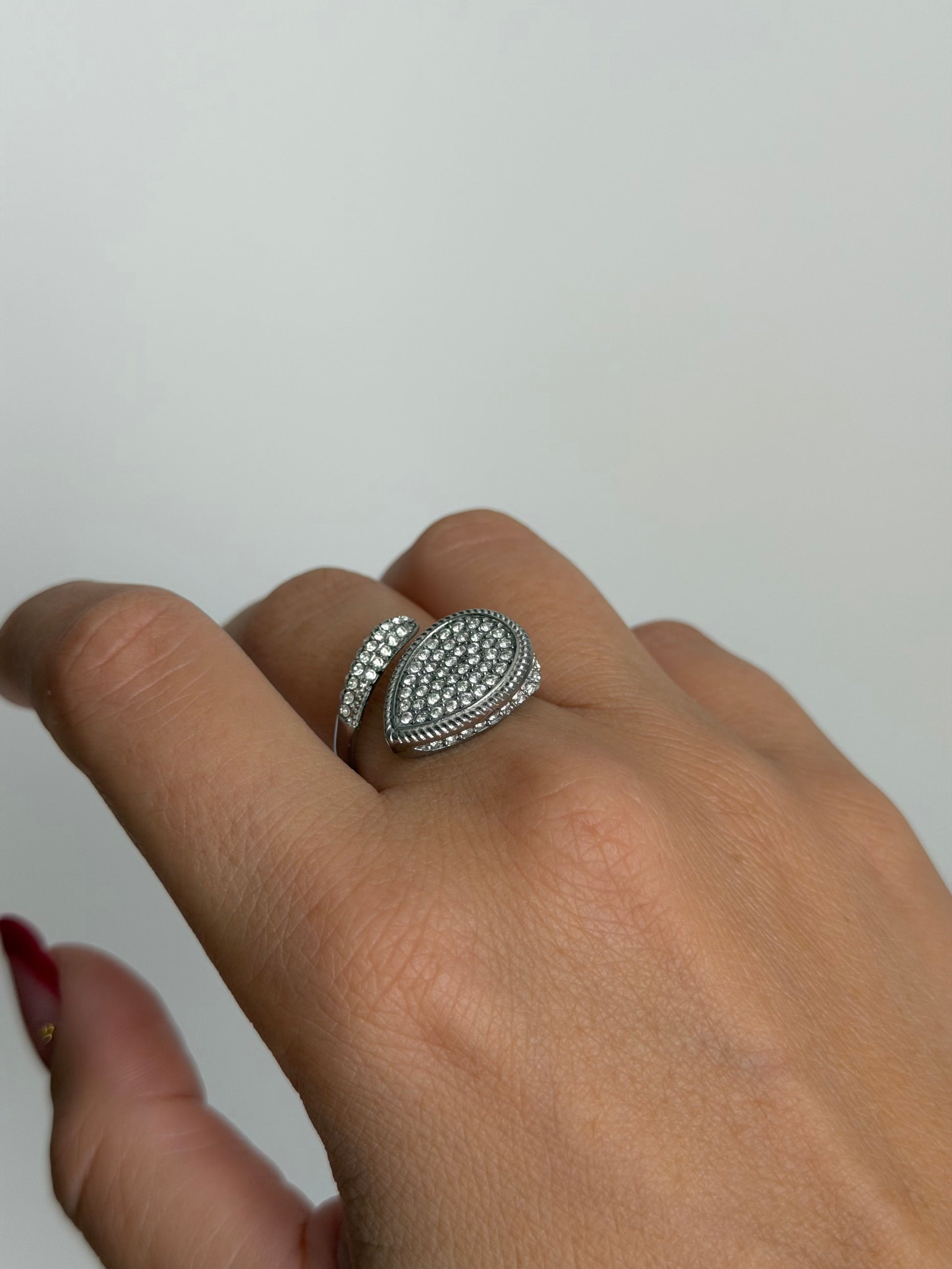 Anello Goccia Zirconata
