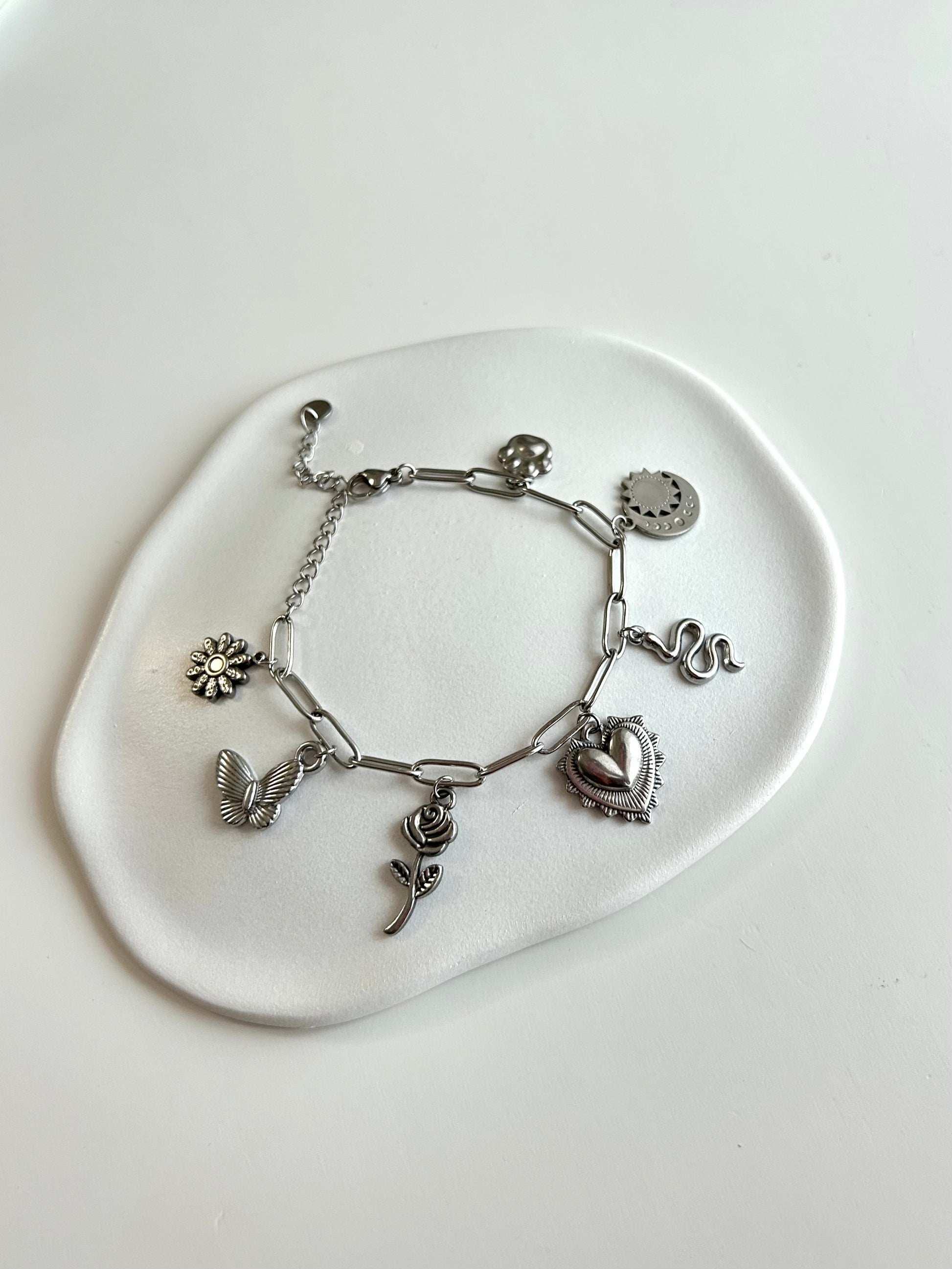 Bracciale 7 ciondoli