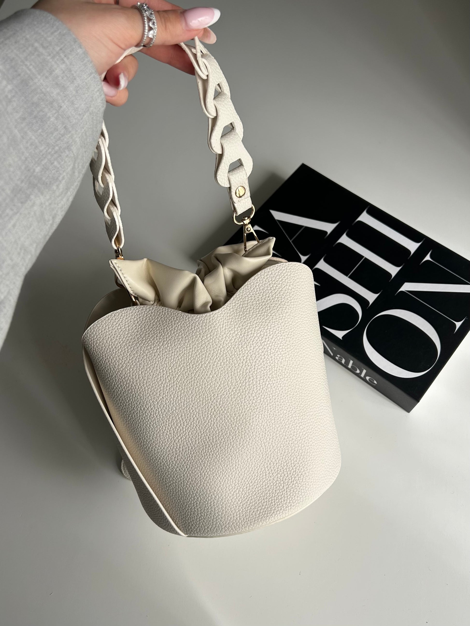 BASKET BAG