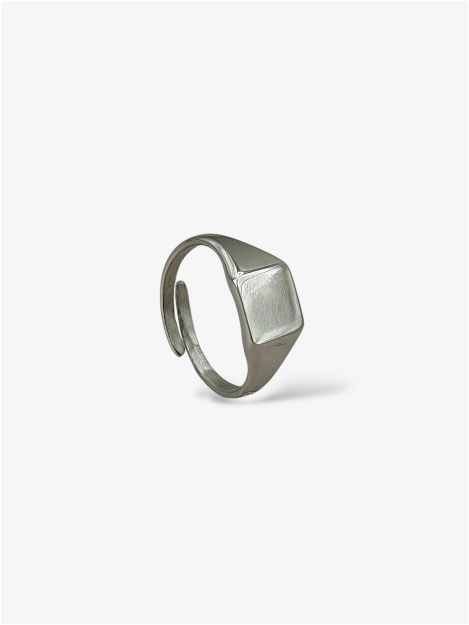 Chevalier Square silver