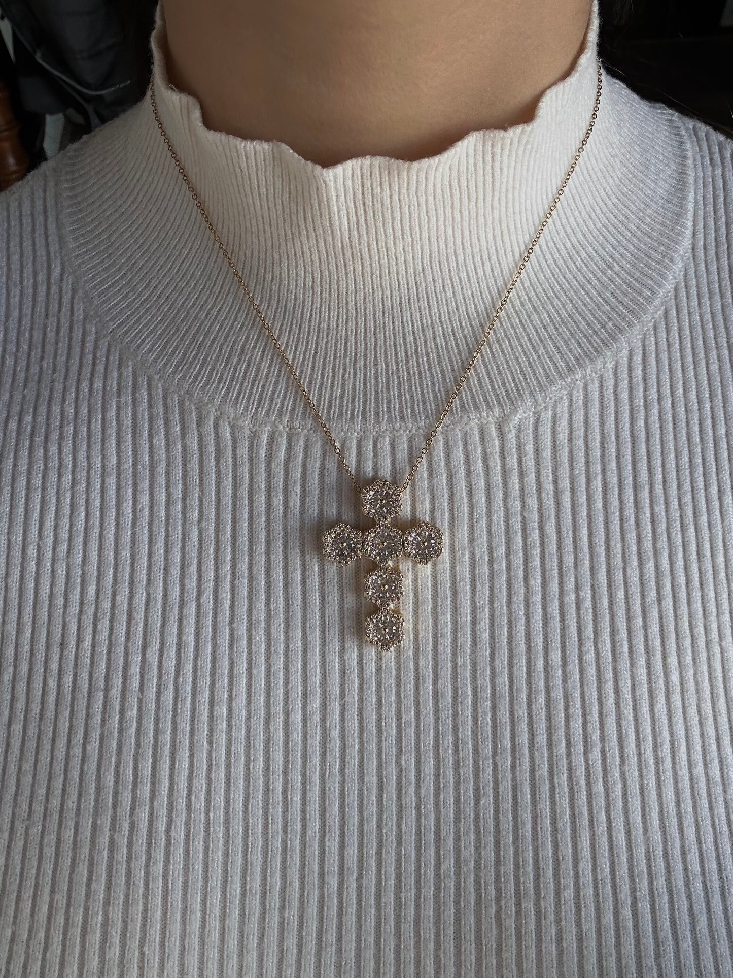 Collana Cross