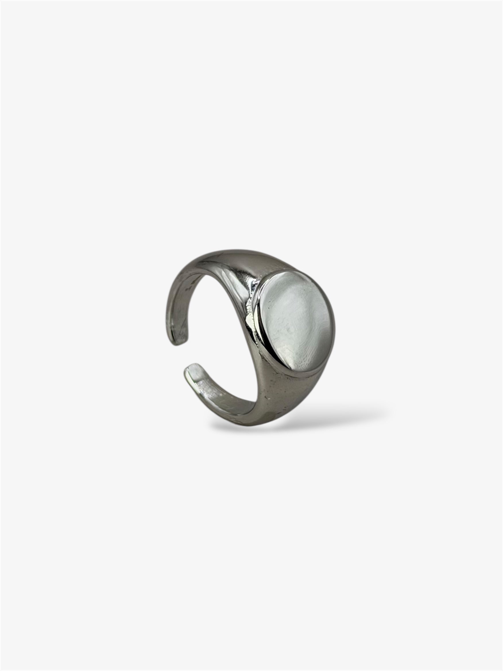 Chevalier Round silver